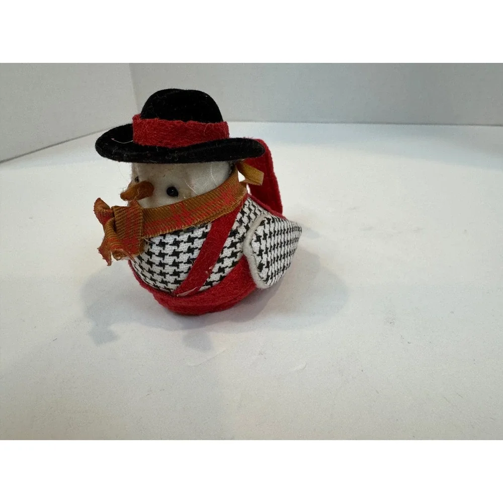 Set of 2 Target Featherly Friends 2017 Winter Bird Ornaments Red Christmas Decor